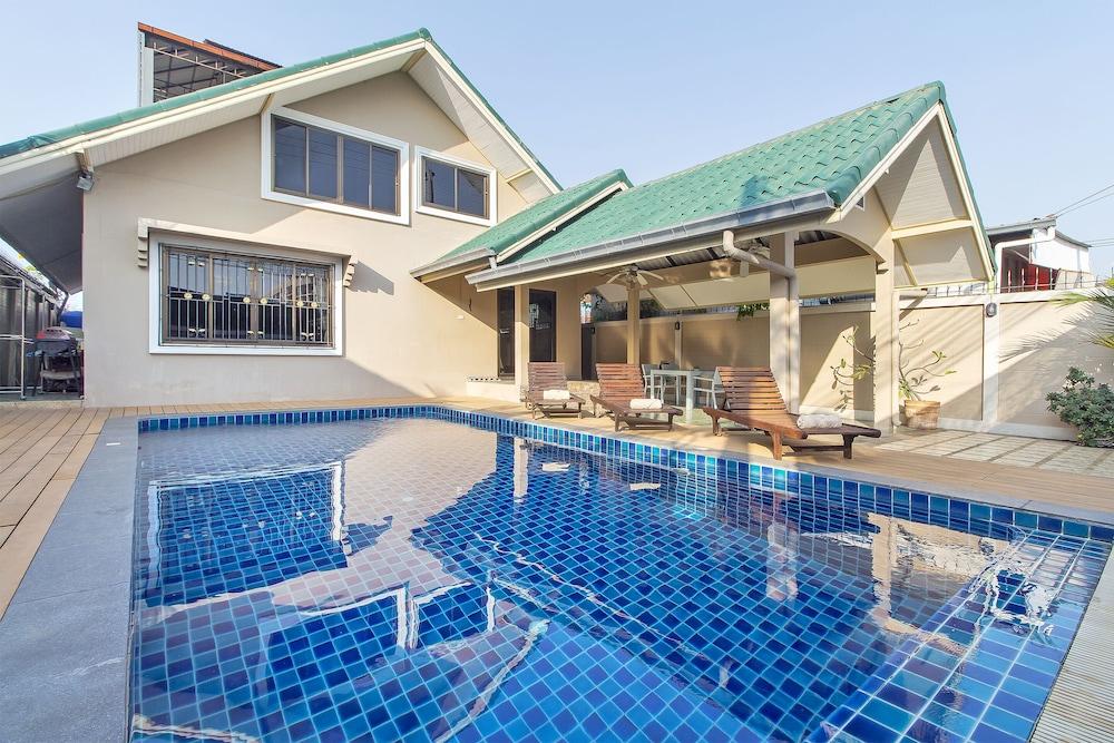 Pool Villa Tanzanite Near Walking Street باتايا المظهر الخارجي الصورة